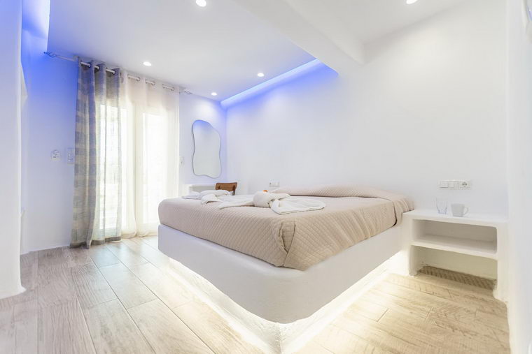 Ground floor apartments for 5 or 6